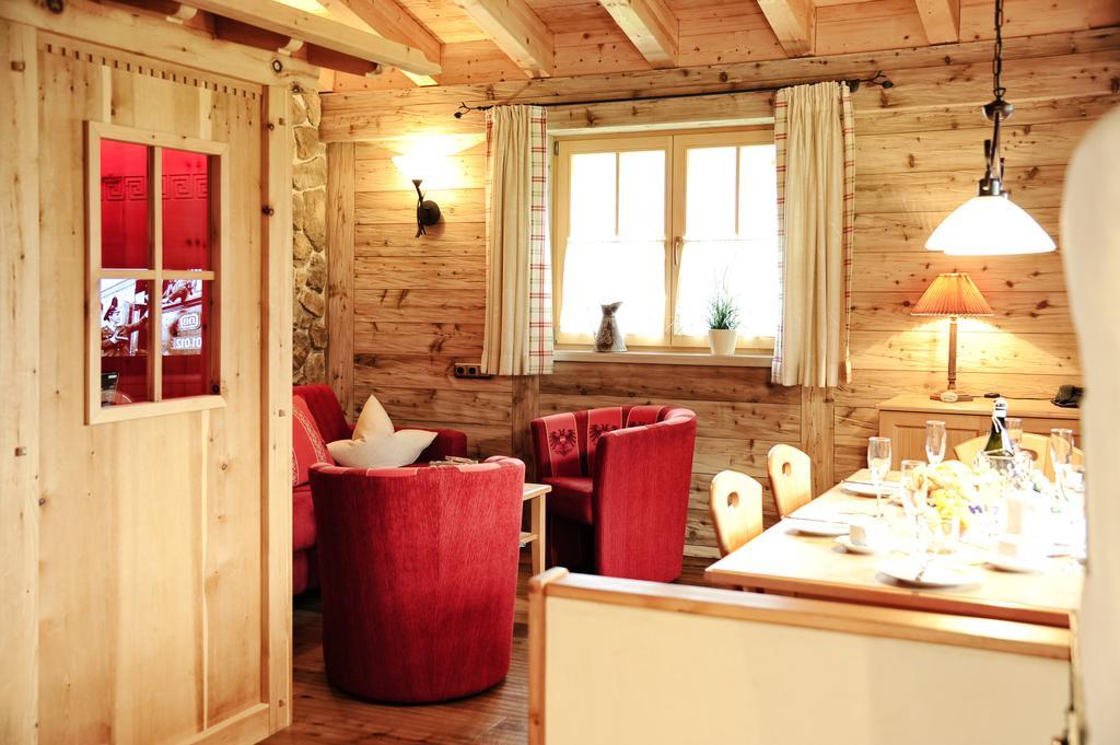 Luxury Chalets Wiesenruh Bichlbach Exterior photo